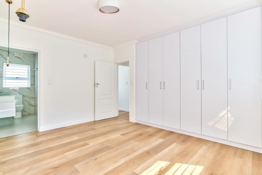 3 Bedroom Property for Sale in Waves Edge Western Cape